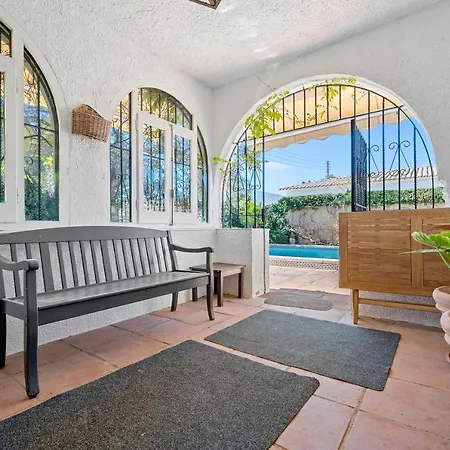 Miro Villa Mont-roig del Camp